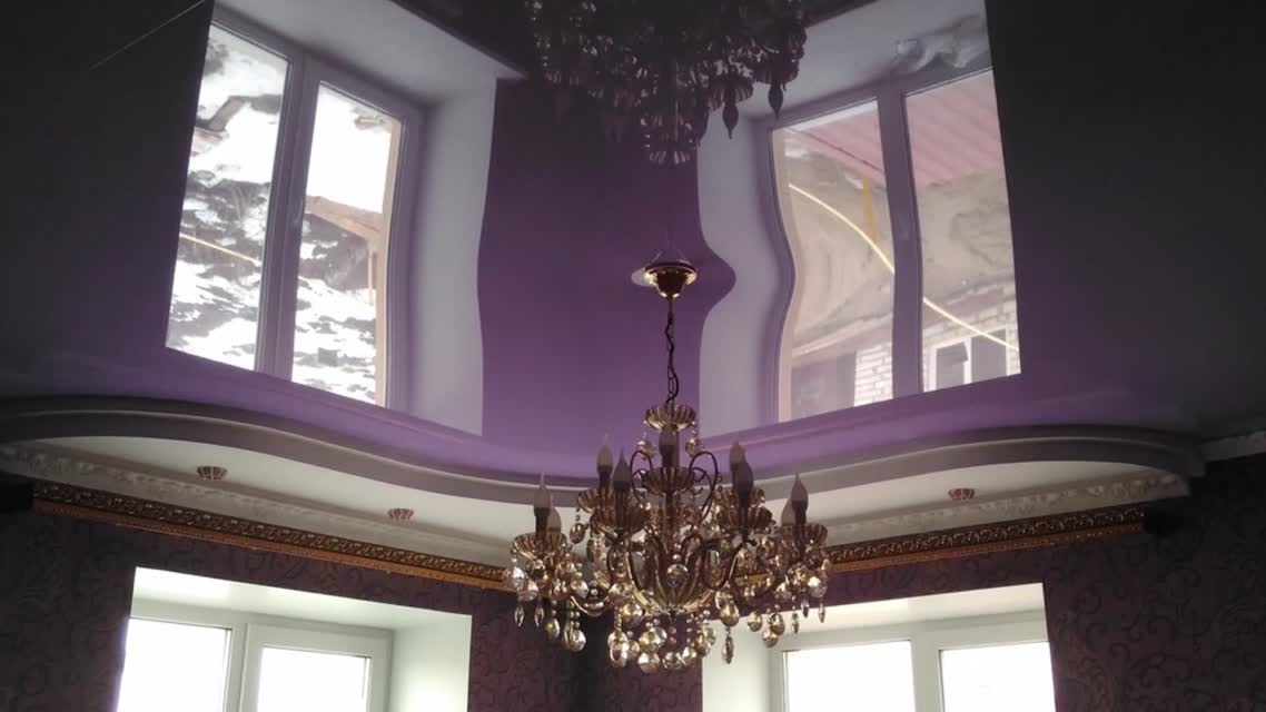 Натяжные потолки в зал